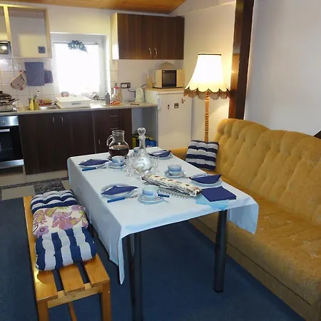 Apartment Kuratko Benecko